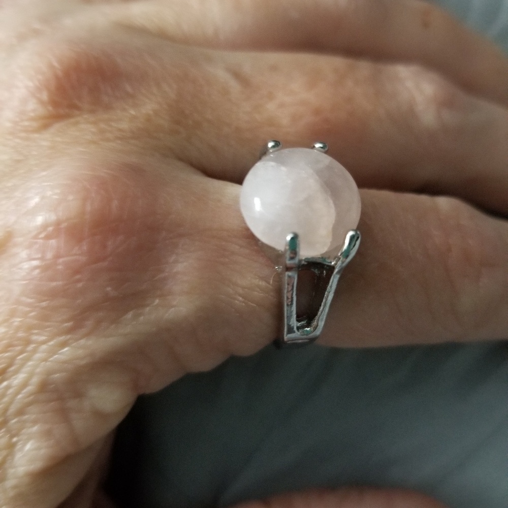 Powder Rose Quartz Ring - Picture 8 of 8